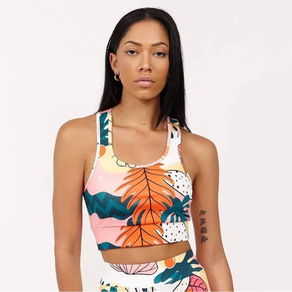 NWT REASON SPORTS BRA / ATHLETIC TOP ……308